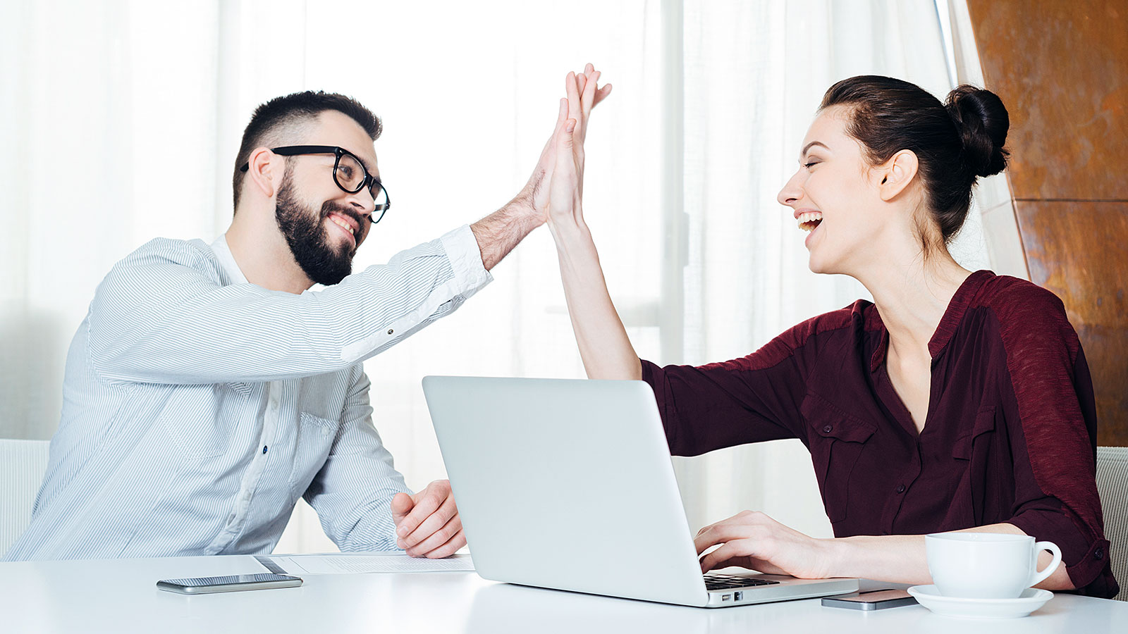 63ef1d97def2bb9638b99187_life_coach_190416